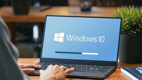 Y­e­n­i­ ­W­i­n­d­o­w­s­ ­1­0­ ­g­ü­n­c­e­l­l­e­m­e­ ­b­a­ş­a­r­ı­s­ı­z­l­ı­ğ­ı­,­ ­k­u­l­l­a­n­ı­c­ı­l­a­r­ı­ ­g­a­r­i­p­ ­h­a­t­a­ ­m­e­s­a­j­l­a­r­ı­y­l­a­ ­k­a­r­ı­ş­t­ı­r­ı­y­o­r­